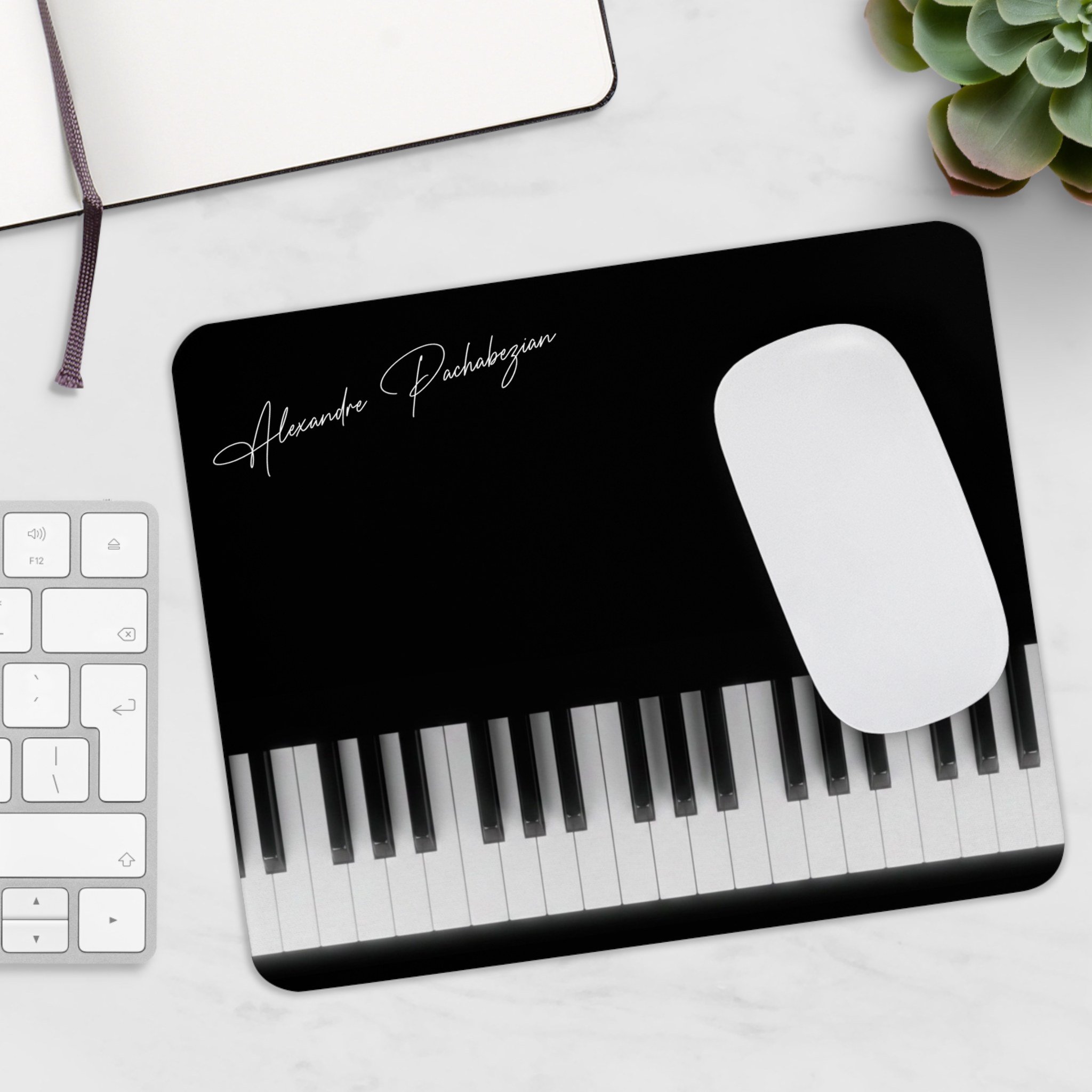 (EUR) Black Mouse Pad with keys & Alexandre Pachabezian signature